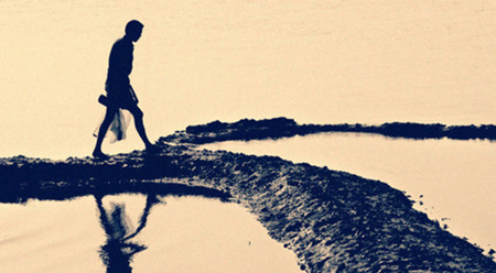 不再假装稳重,你就真的成熟了