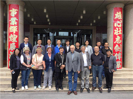 德国专家到江苏中粮、江苏梅林、湖南佳和、江西正邦、陕西正大、本香集团、温氏集团等养猪大企业干什么去了?