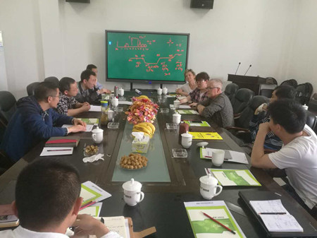 德国专家到江苏中粮、江苏梅林、湖南佳和、江西正邦、陕西正大、本香集团、温氏集团等养猪大企业干什么去了?