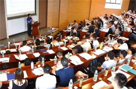 总结过去,展望未来——2017年家畜产品线半年度营销会议成功召开