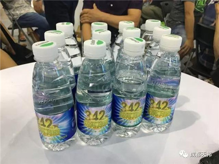 播二代“疯狂英语”夏令营开营啦!//www.vv55hh.com/show-144-339638-1.html