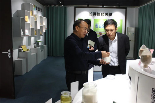 蠡县常务副县长张超、蠡县法院院长周施南一行莅临河北方田调研