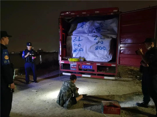 猖狂!广东广西截获大批走私冻肉,东莞两天侦破3起......