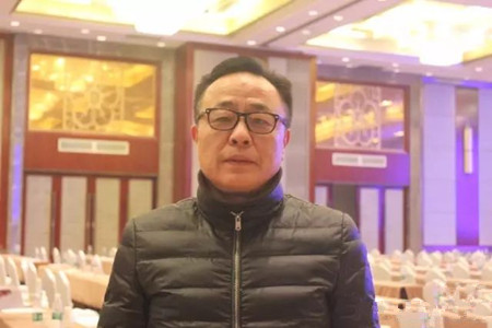 中小饲料企业对市场应该“专情”还是“花心”?