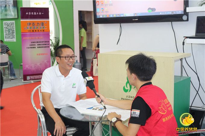 中国电子游艺网站下载安装
记者对参展企业进行采访