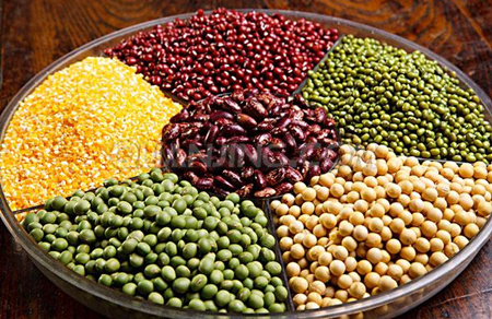 农产品类大宗商品由强走弱 豆粕、菜粕短期波动或加大