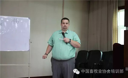 电子游艺网站
巡回培训福建站妊娠管理开班第一天