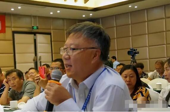 各路专家齐聚，共商包虫病防控大计