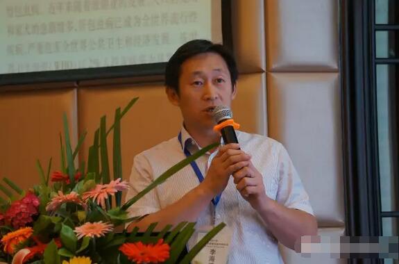 各路专家齐聚，共商包虫病防控大计