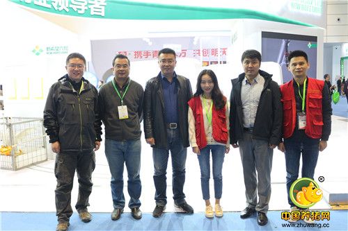 新希望六和！心三餐助力养户快速出栏！