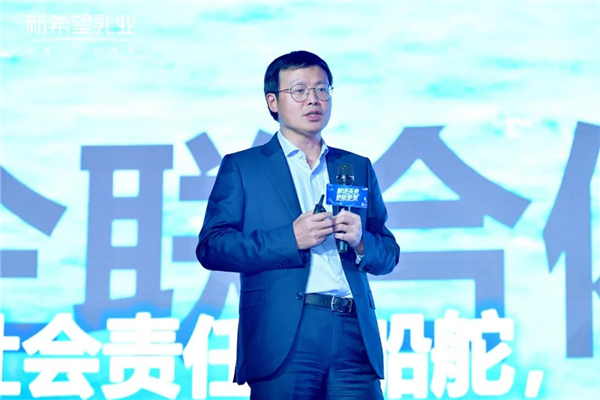 新乳业董事长席刚