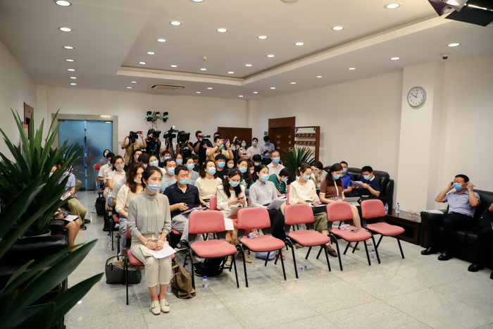 新闻发布会现场