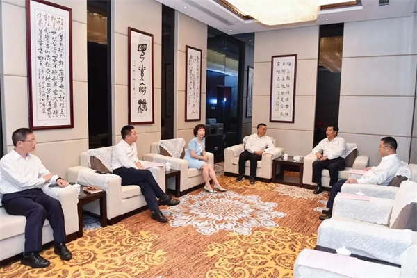 新希望集团近年来的发展和参与社会公益事业