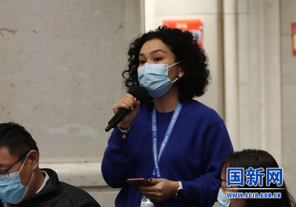 哈萨克斯坦24KZ电视台记者提问