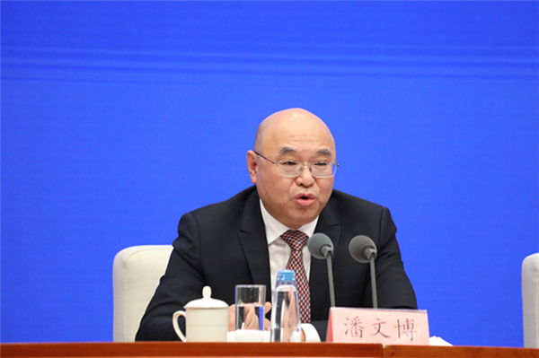 种植业管理司司长潘文博答记者问