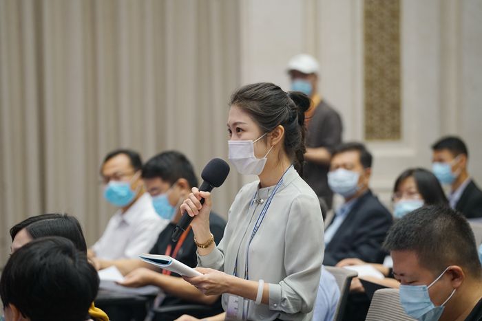 中央广播电视总台央视记者提问