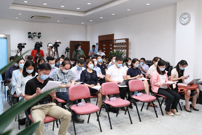 新闻发布会现场