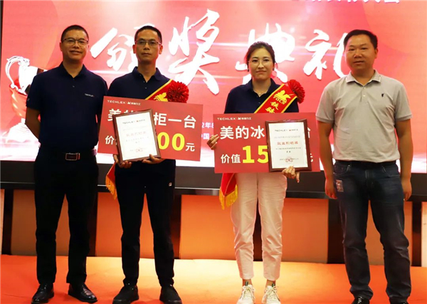 瞄准农牧行业，返乡创业变身“养猪名人”