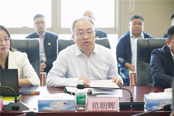  利民控股总裁范朝辉