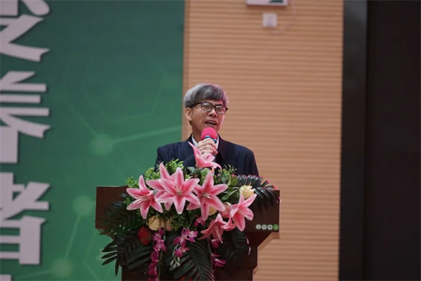 干货满满！近300名电子游艺网站
老板齐聚一堂，与专家共谋发展之策