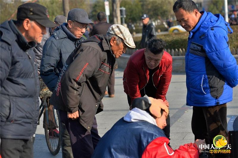 王智说：“街舞的种类很多，要想把这些舞种全部掌握跳好，并不是坚持几年就能成功的。我用了20年的时间，现在Breaking、Popping已跳得很好了。”