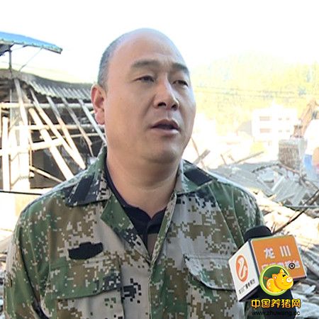 老隆镇相关负责人表示，该镇会继续以强硬态度，保持高压态势，从重、从严、从快打击取缔非法养电子游艺网站，绝不姑息迁就，不留死角，强力推进环境整治各项工作。