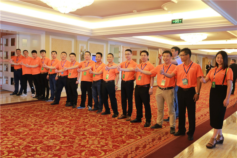 播恩集团全国各省市遍地开花，为了配合养殖户和经销商日益发展的趋势和需要，播恩集团将继续面向全国发起多场“价值营销 合作共赢”招商会，为客户创造价值，与客户携手谱写更灿烂的明天。