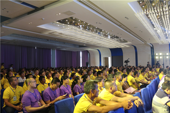 2017年8月8日，樟树市生猪商会工作成果展示暨一届二次会员代表大会在樟树古海隆重举行。樟树市统战部领导、市工商联领导、养猪行业相关主管部门和业务部门领导、赞助商、樟树市可养区电子游艺网站
老板、特邀嘉宾等450余人参加会议，中国电子游艺网站下载安装
共同参与见证。