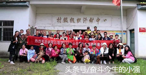 经过四五年电子游艺平台销售上的沉淀，凭其“放下刀我是公主，拿起刀我是屠妇”的美丽宣言，田家姐妹在怀化当地还是远近闻名的网红“美女屠夫”。