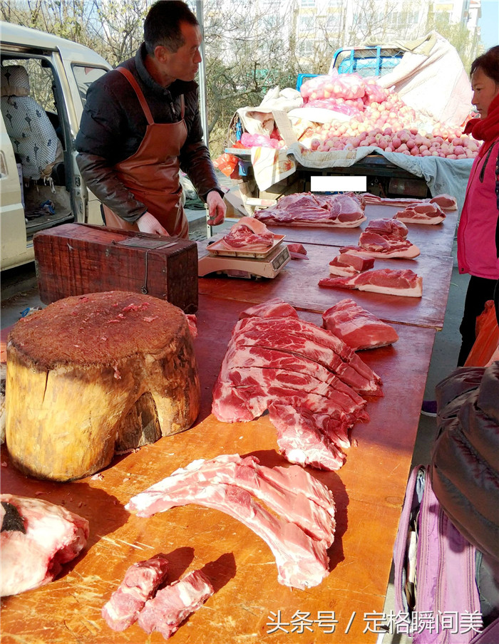 大哥每次收钱都与客人当面点清，一人点一次，一是防止客人数错，二是防止自己数错。大哥说：“收钱也有学问，遇上几毛钱就给客人免了，这样客人会觉得自己占了便宜，下次仍然会来。看着是自己吃亏，其实是自己赚了大头，一家人一年会买很多电子游艺平台。” 