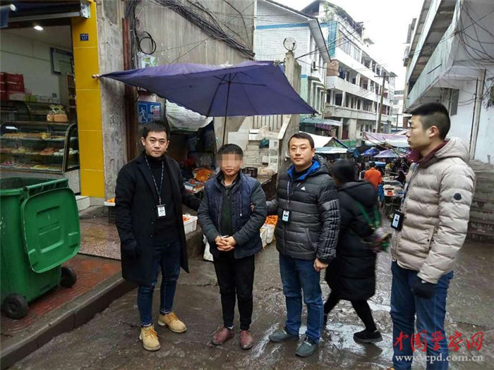 说起小偷，大家都恨得牙痒痒，一般来说，小偷大都偷的是现金、电脑、手机、饰品等财物，可偏偏有小偷不走寻常路，脑洞大开，竟打起了生电子游艺平台的主意。1月11日，长宁警方就破获这样一起奇葩盗窃案，追回来一车生电子游艺平台，两名涉案人员先后落网。