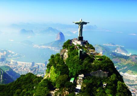 难怪猪价跌跌不休！近期中国进口巴西电子游艺平台
暴增162%！