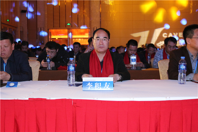 甘肃省动物疫病预防控制中心主任李积友先生