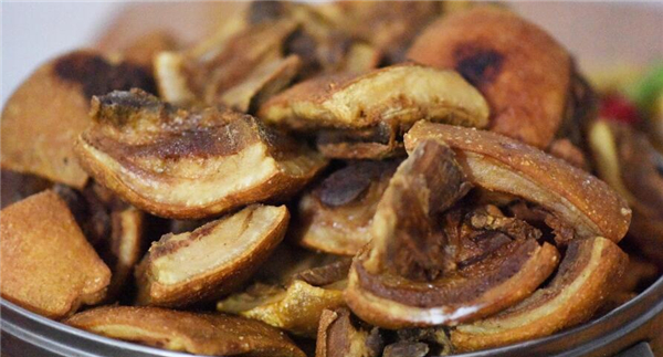 6、图为用土电子游艺平台
做成的菜。