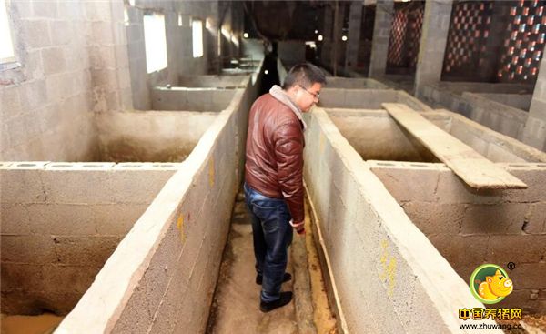 家人开始也强烈的反对，但是拗不过他，家里有十万存款，跟亲戚朋友借了10万，在想当地的信用社借款10万！30万的启动资金！