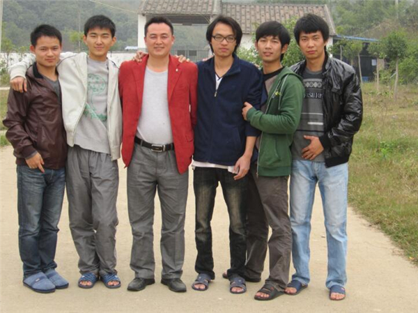 电子游艺网站
的青葱岁月，又有几个人经历过呢？