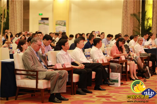 现场首日高峰论坛大咖云集