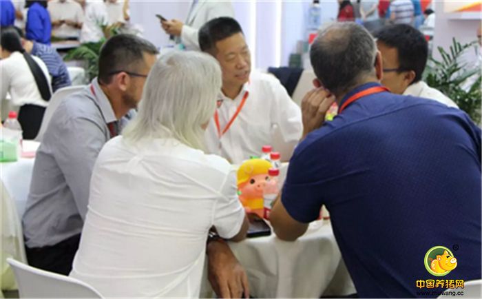 △李总与法国专家现场交流